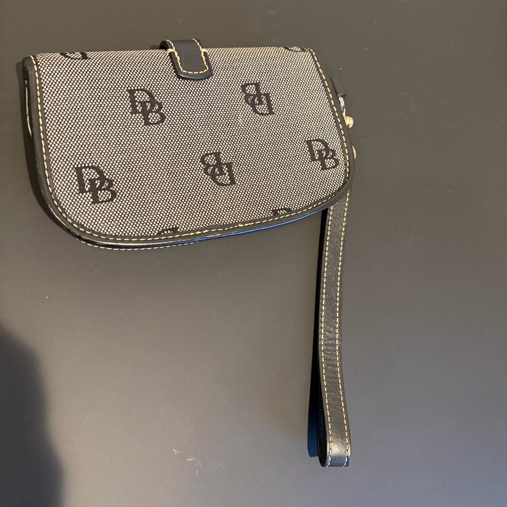 Dooney & Bourke Black and Gray Wristlet - Picture 2 of 9